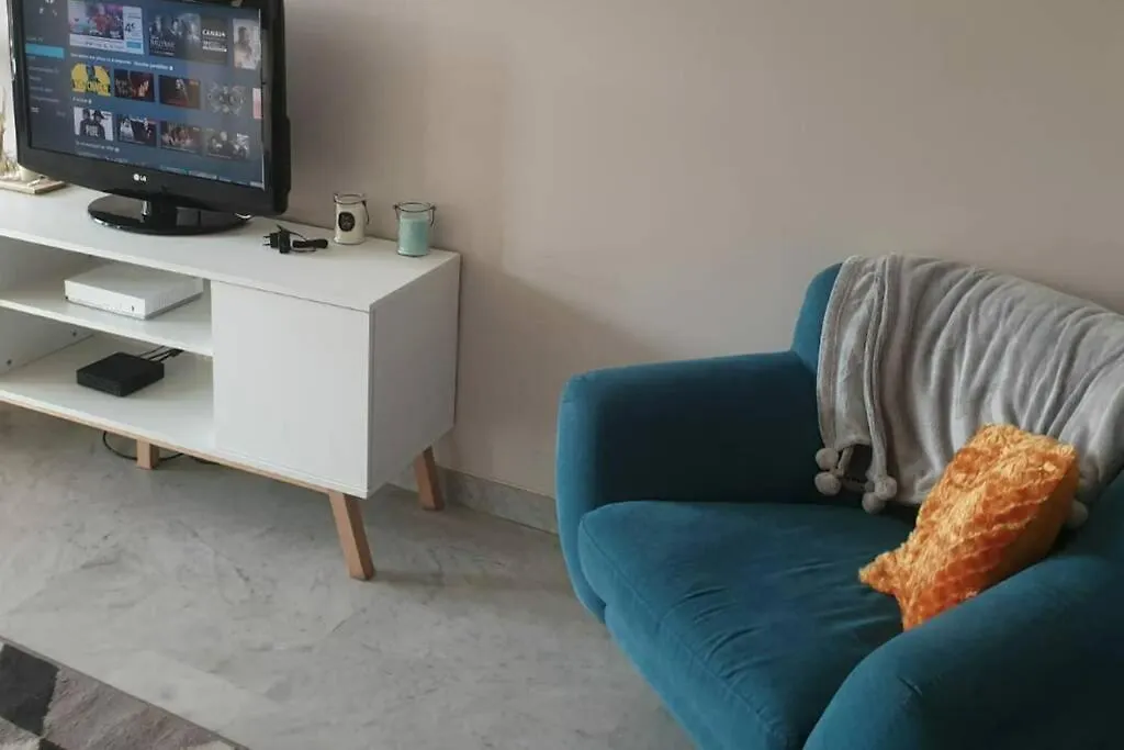Appartement A 50 mètres de la plage et de la promenade des anglais à Nice